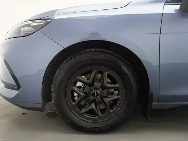 BYD Seal 05 DM-i — Фото автомобиля 17