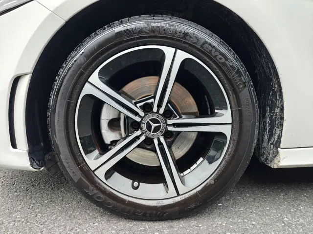 Mercedes-Benz A-Class — Фото автомобиля 23