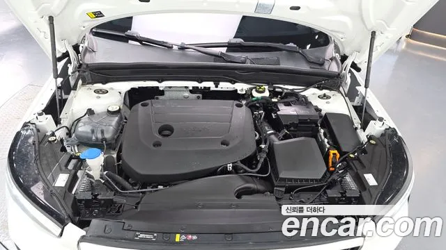 Volvo XC40 — Фото автомобиля 6