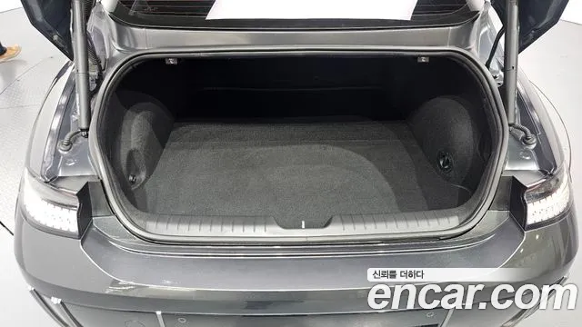 Hyundai Ioniq 6 — Фото автомобиля 24