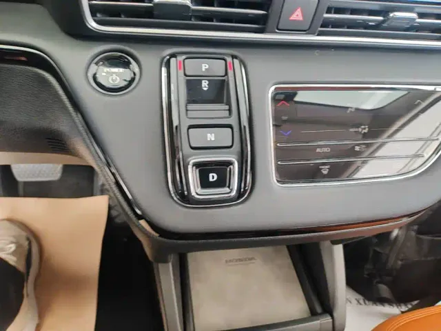 Honda Odyssey — Фото автомобиля 13