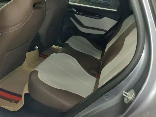 BYD Qin PLUS — Фото автомобиля 11