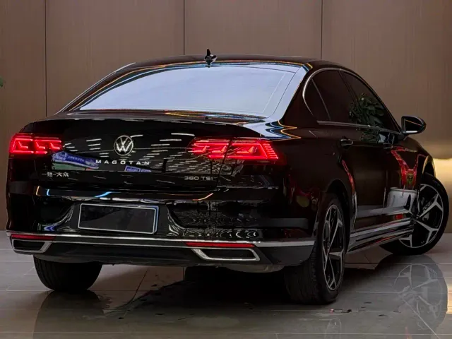 Volkswagen Magotan — Фото автомобиля 18