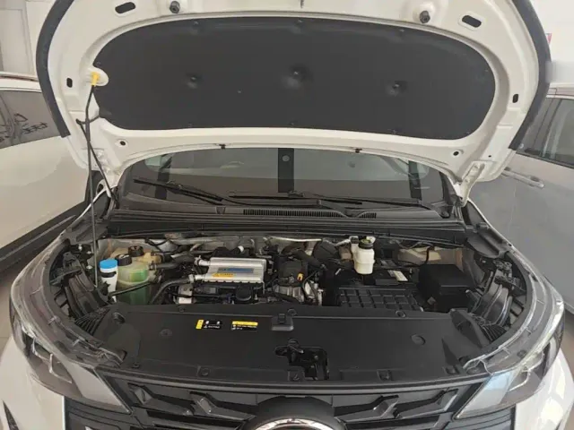 GAC Trumpchi M6 — Фото автомобиля 19