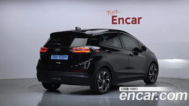 Chevrolet Bolt EV — Фото автомобиля 2