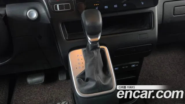 Hyundai Staria — Фото автомобиля 12