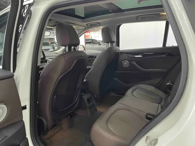 BMW BMW X1 2022 sDrive20Li Fashion — Фото автомобиля 8