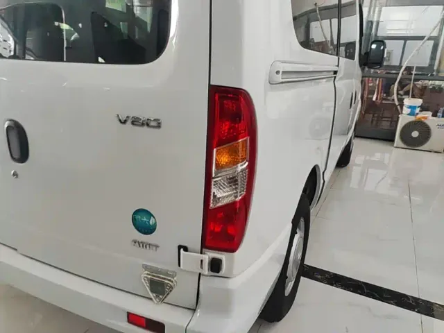 Maxus Xintu V80 — Фото автомобиля 7