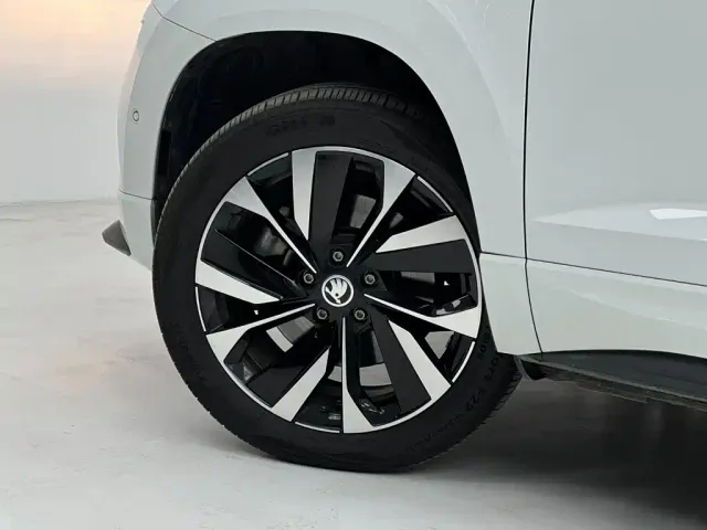 Skoda Karoq — Фото автомобиля 7