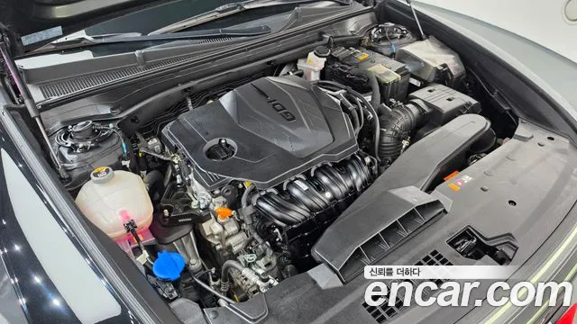 Hyundai Grandeur GN7 — Фото автомобиля 9