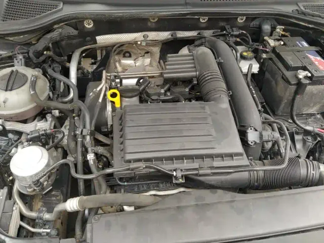 Volkswagen Passat — Фото автомобиля 10