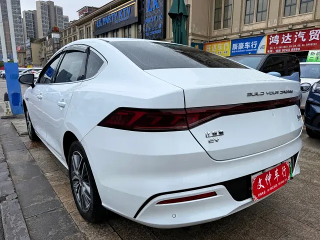 BYD Qin PLUS — Фото автомобиля 6