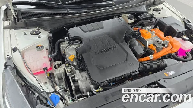 Hyundai Avante CN7 — Фото автомобиля 9
