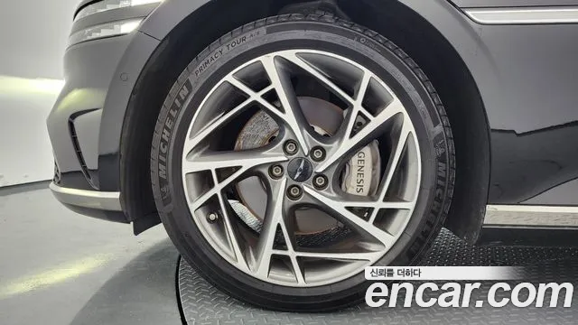 Genesis G90 Бензин 3.5 турбо AWD — Фото автомобиля 5