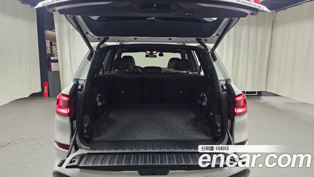 BMW X5 xDrive 40i M Sport — Фото автомобиля 20