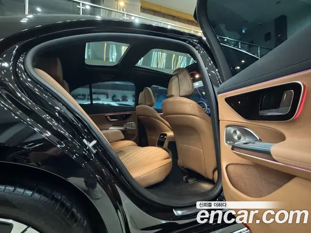 Mercedes-Benz E-Class E-класс W214 E300 4MATIC Exclusive — Фото автомобиля 8