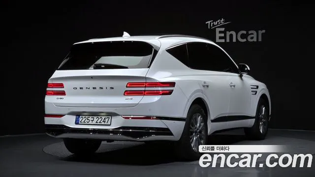 Genesis GV80 — Фото автомобиля 2