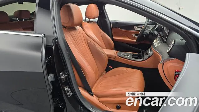 Mercedes-Benz CLS-Class C257 — Фото автомобиля 26