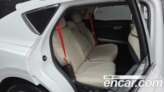 Genesis GV80 Coupe — Фото автомобиля 17