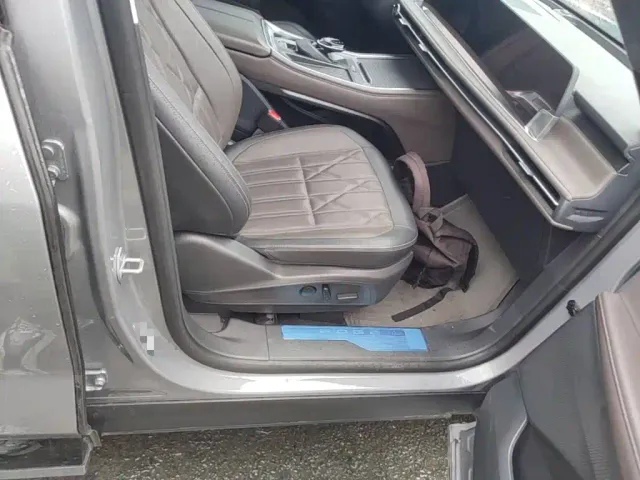 Ford Edge — Фото автомобиля 8