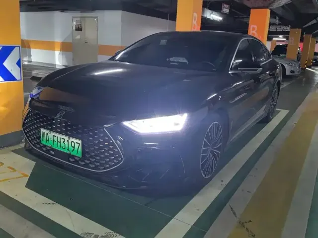 Фотография автомобиля — BYD Han