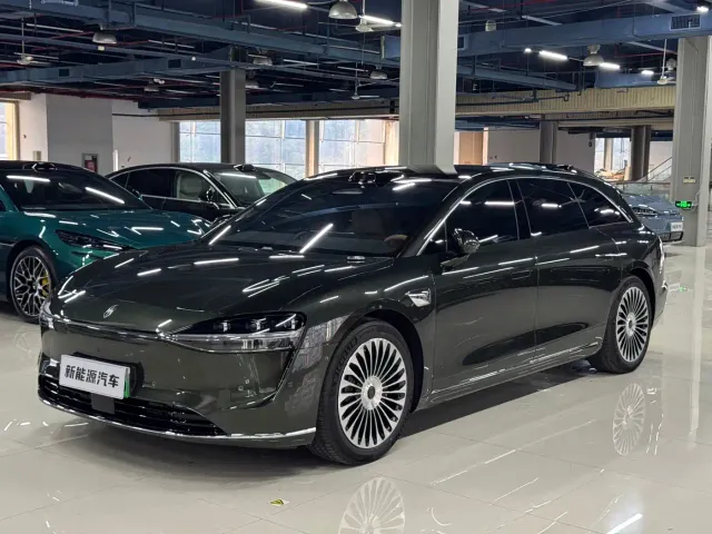 Фотография автомобиля — Stelato S9T