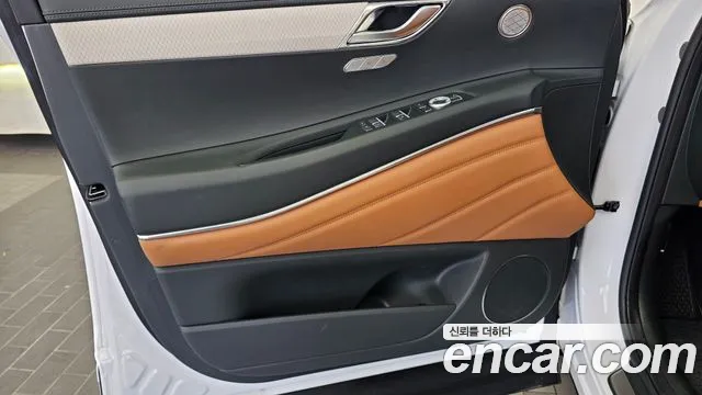Genesis GV80 — Фото автомобиля 13
