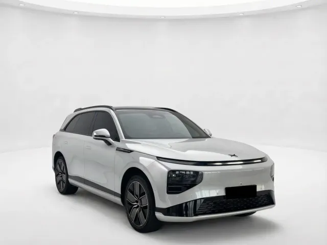 Xpeng G9 — Фото автомобиля 3