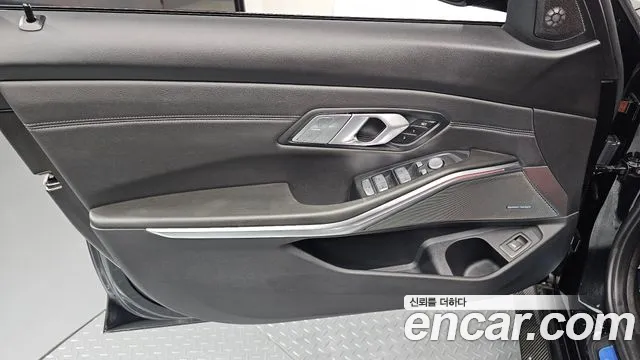 BMW M3 G80 — Фото автомобиля 24