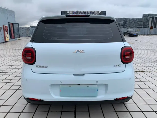 JAC Yiwei 3 — Фото автомобиля 5