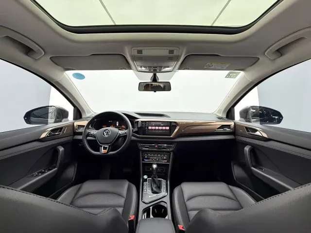 Volkswagen Tharu — Фото автомобиля 9