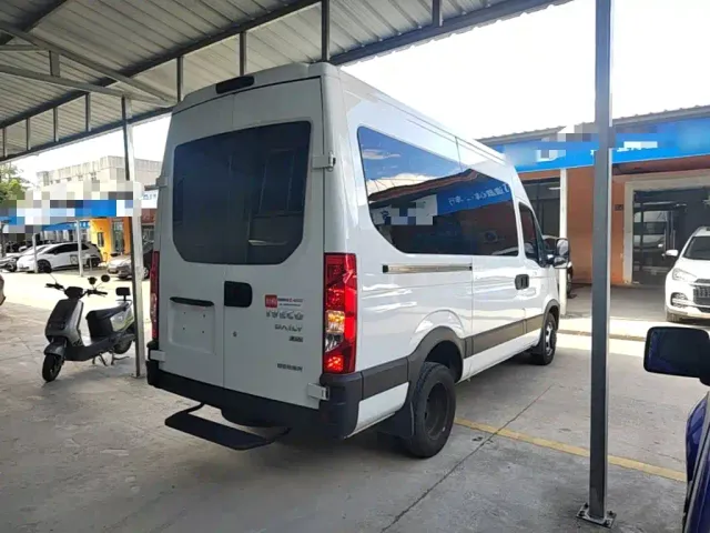 Iveco Daily — Фото автомобиля 4