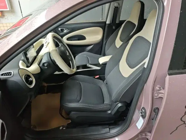 Wuling Bingo — Фото автомобиля 14