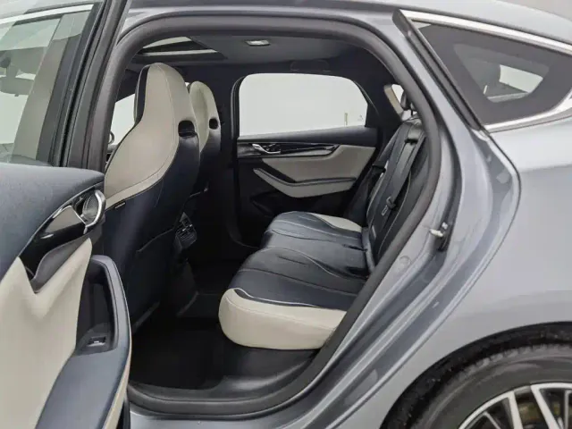 BYD Qin PLUS — Фото автомобиля 15