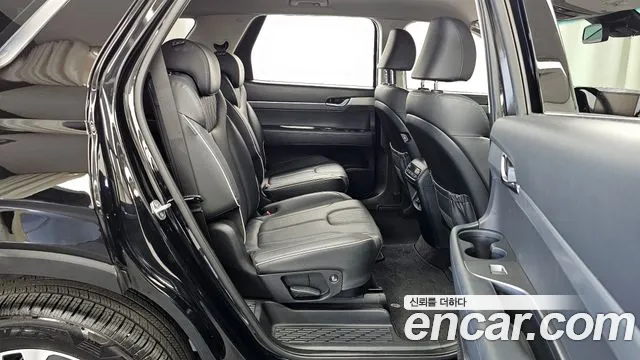 Hyundai Palisade Palisade Дизель 2.2 2WD — Фото автомобиля 12