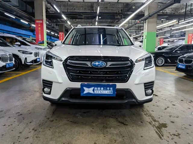 Subaru Forester — Фото автомобиля 2