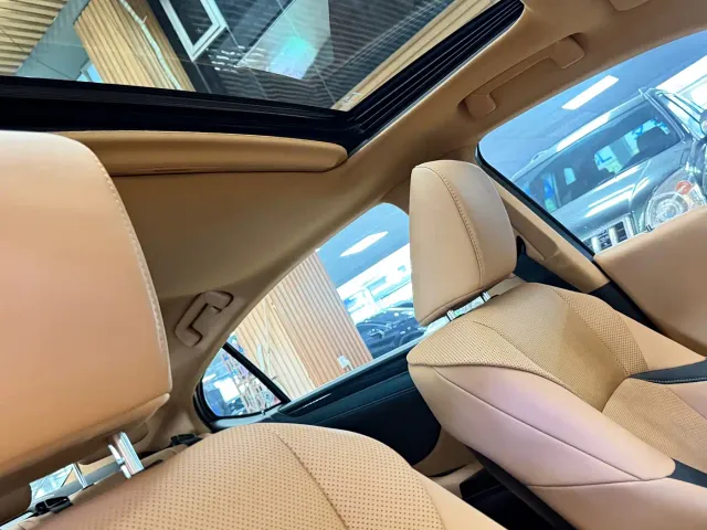 Lexus ES — Фото автомобиля 20