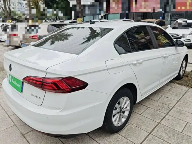 Volkswagen Bora — Фото автомобиля 6