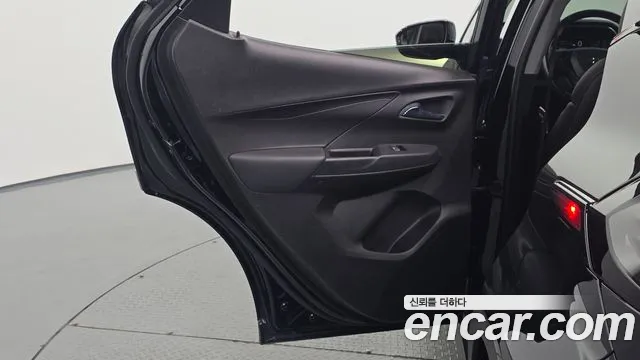Chevrolet Bolt EV — Фото автомобиля 14