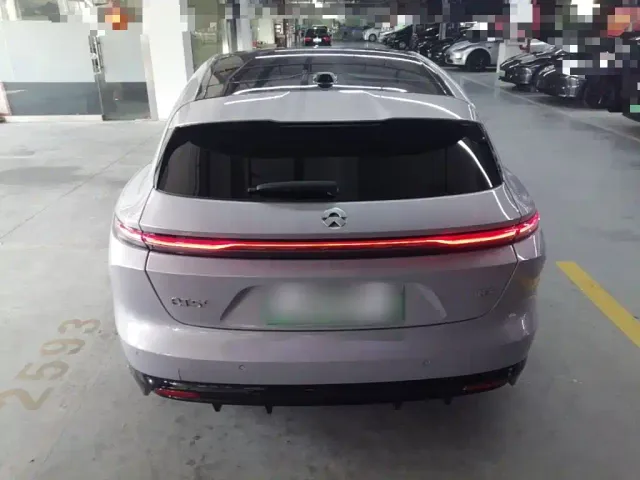 Nio ET5 Touring — Фото автомобиля 5