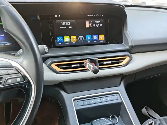 Dongfeng Fengshen E70 — Фото автомобиля 12