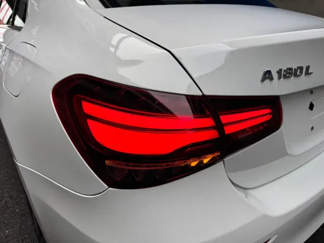 Mercedes-Benz A-Class — Фото автомобиля 26