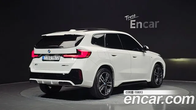 BMW X1 — Фото автомобиля 2