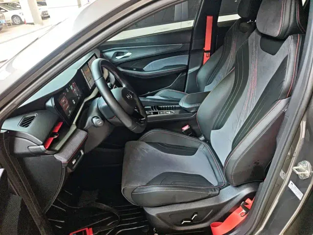 Geely Binrui — Фото автомобиля 14