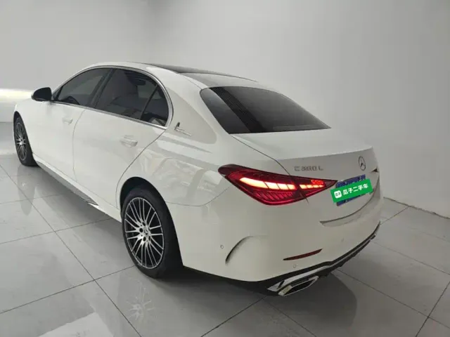 Mercedes-Benz C-Class — Фото автомобиля 4