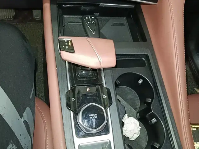 Changan CS75 Plus — Фото автомобиля 13