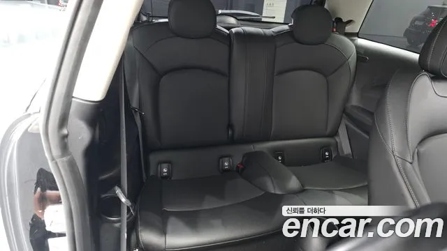 Mini Cooper Cooper Classic — Фото автомобиля 4