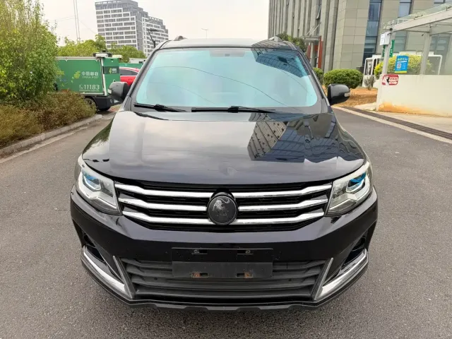 Dongfeng Fengxing Fengxing SX6 2022 1.6L Manual Comfort — Фото автомобиля 17