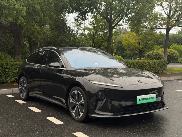 Nio ET5 Touring — Фото автомобиля 12