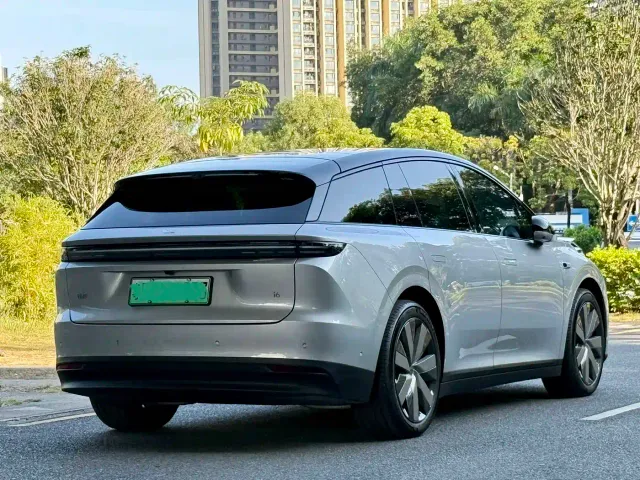 Li Auto i6 — Фото автомобиля 16